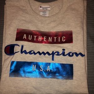 Champion T-shirt